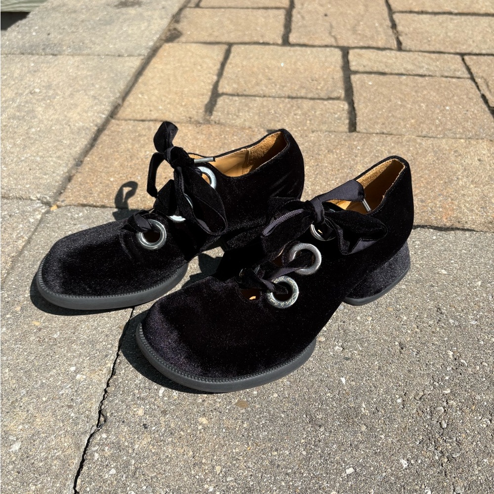 Elegant Black John Fluevog Velvet Women's Shoes-like new-barely worn